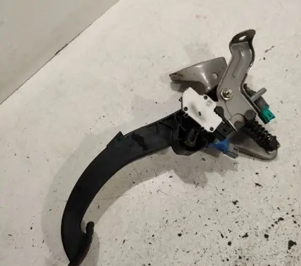Clutch pedal