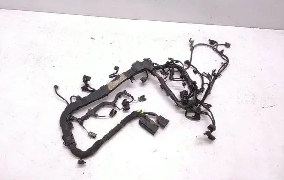 Mercedes-Benz C W204 Engine installation wiring loom 
