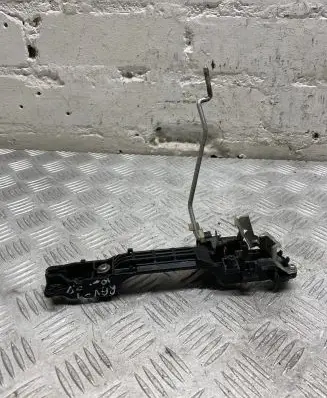 Toyota RAV 4 (XA30) Front door exterior handle/bracket 