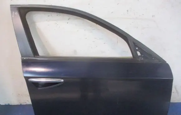 Alfa Romeo 159 Front door