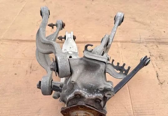 Audi Q7 4M Rear wheel hub spindle/knuckle 4M0505432Q