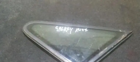 Ford Galaxy Front door vent window glass four-door 