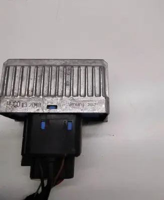 Opel Corsa C Glow plug pre-heat relay HUC0132048