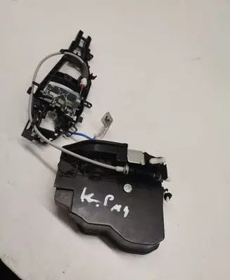 BMW M4 F82 F83 Front door lock 7202145