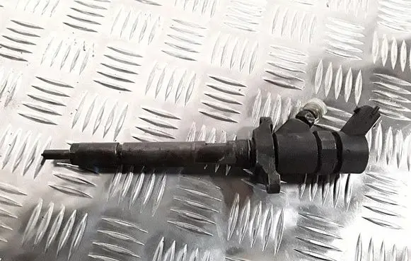 Fuel injector