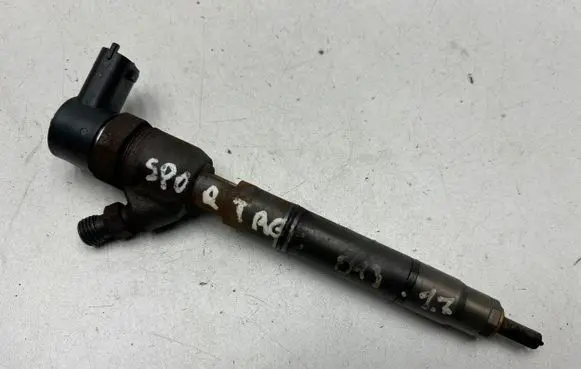 KIA Sportage Fuel injector 338002a800