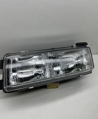Mitsubishi Lancer Headlight/headlamp 082141112L