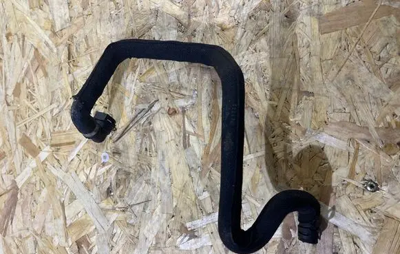 BMW 5 F10 F11 Coolant pipe/hose 8038191