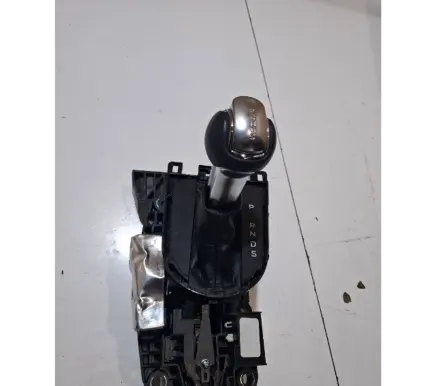 Ford Mustang VI Gear shifter/selector 75G143