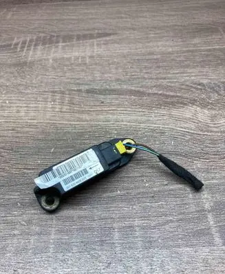 Mercedes-Benz C W203 Airbag deployment crash/impact sensor 0018204426