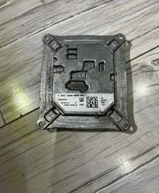 Peugeot 308 LED ballast control module 130732940300