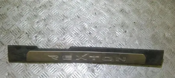 SsangYong Rexton Rear sill trim cover 7729008010 77290-08010