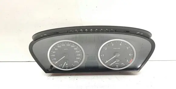 BMW 5 E60 E61 Speedometer (instrument cluster) 6983145 62116983145 6952897