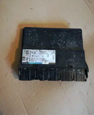 Ford Mondeo Mk III Comfort/convenience module 1S7T15K600GB