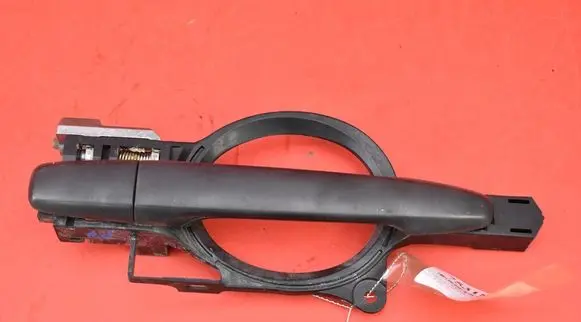 Mitsubishi Lancer VIII Front door exterior handle
