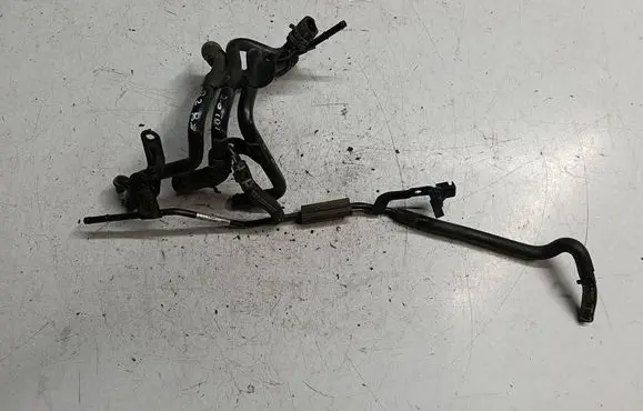 Audi Q2 - Engine coolant pipe/hose 5Q0121064BB 322418