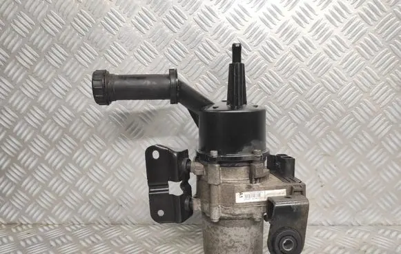 Peugeot Partner Power steering pump