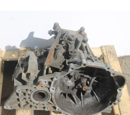 Manual 5 speed gearbox