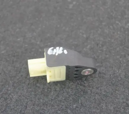 Subaru Legacy Airbag deployment crash/impact sensor 98237AG020