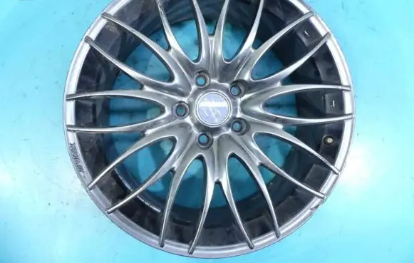 R16 alloy rim