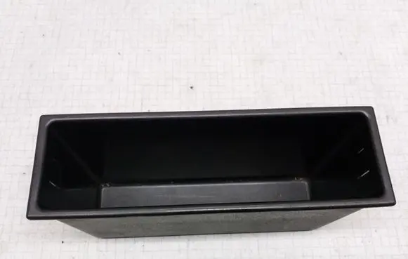 Mercedes-Benz C W203 Glove box 28111408