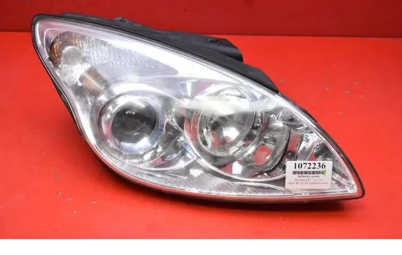 Hyundai i30 Headlight/headlamp 921022LXXX