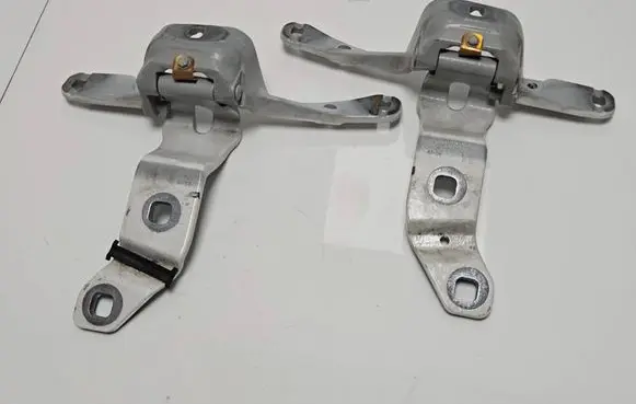 BMW 5 GT F07 Tailgate/trunk/boot hinge 7200533 7200534