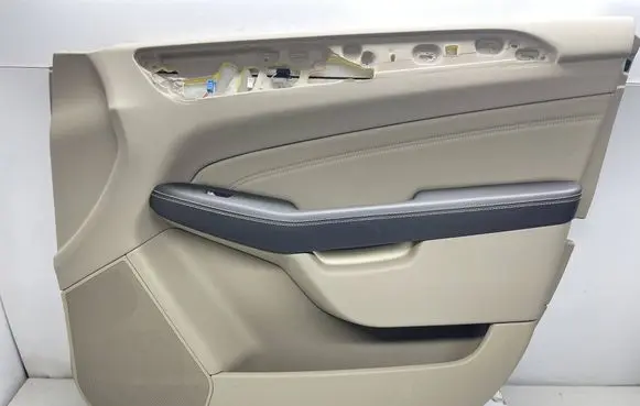 Mercedes-Benz ML W166 Front door card panel trim A1667200270