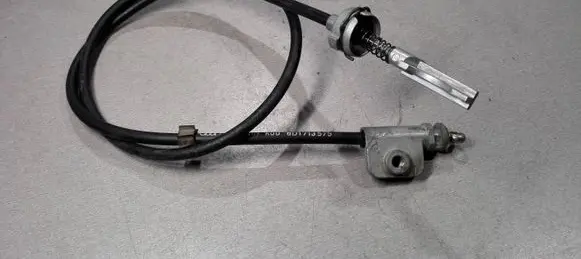 Volkswagen PASSAT B5.5 Gear shift cable linkage 8D1713575