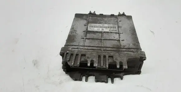 Renault Megane I Engine control unit/module 0281001969 7700113863