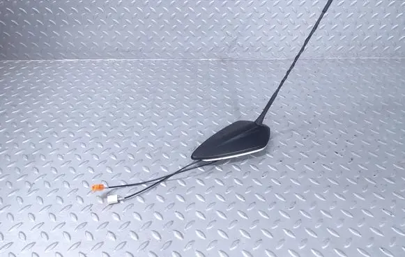 Citroen C4 III e-C4 Radio antenna 9841038780 9835734280