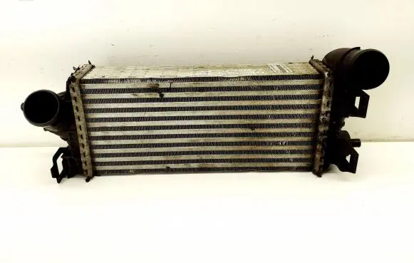 Ford Focus Intercooler radiator CV619L440VC X1436001