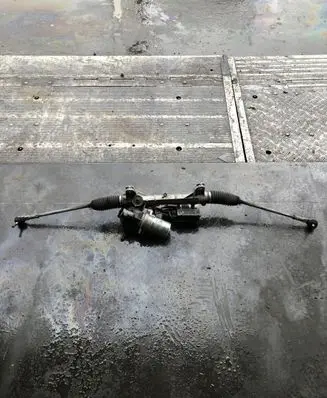 Renault Twingo III Steering rack 490017790R