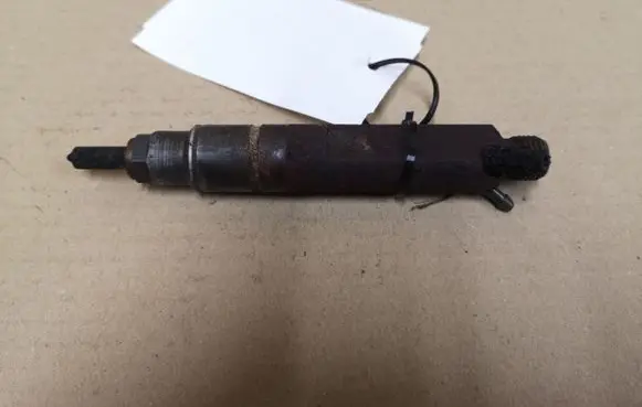 Audi A6 S6 C5 4B Fuel injector 028130201T