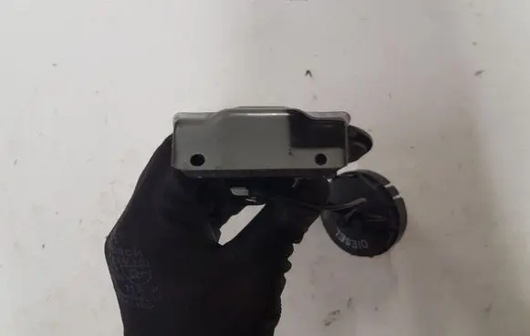 Mazda 6 Fuel tank cap GS2A GS1D
