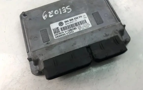 Seat Altea XL Engine control unit/module ECU 06A906033FH