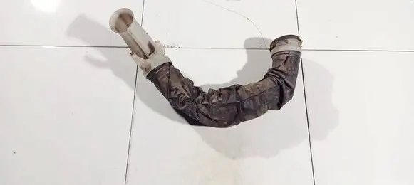 Peugeot 607 Air intake hose/pipe