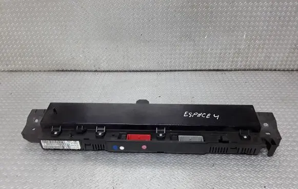 Renault Espace - Grand espace IV Speedometer (instrument cluster) P8200392366C