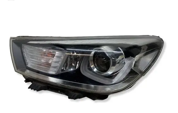 KIA Rio Headlight/headlamp 92101H8