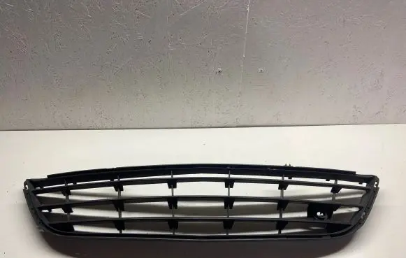 Opel Corsa D Front bumper lower grill 13179942