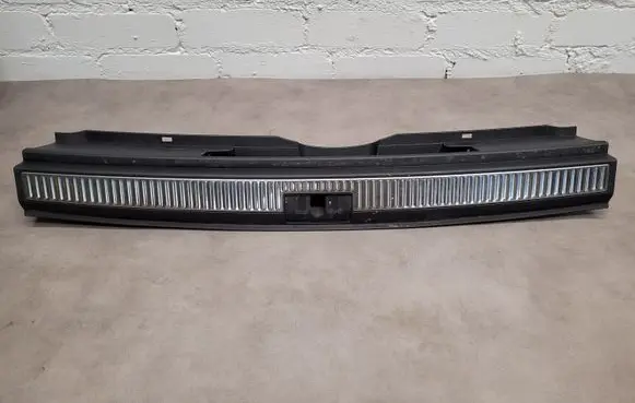 Skoda Superb B8 (3V) Trunk/boot sill cover protection 3V9863459