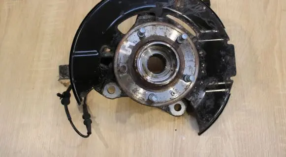 Chevrolet Orlando Front wheel hub