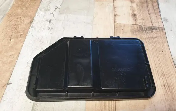 Ford Focus Headlight/headlamp dust cover 206347C
