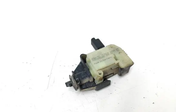 Peugeot 508 RXH Fuel tank cap lock motor 9651690280