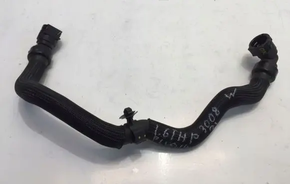 Peugeot 3008 II Engine coolant pipe/hose 9822192580