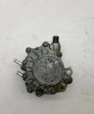 Volkswagen PASSAT B6 Vacuum pump 03G145209C