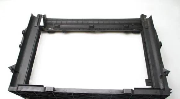 BMW 5 E60 E61 Radiator mount bracket 7519204