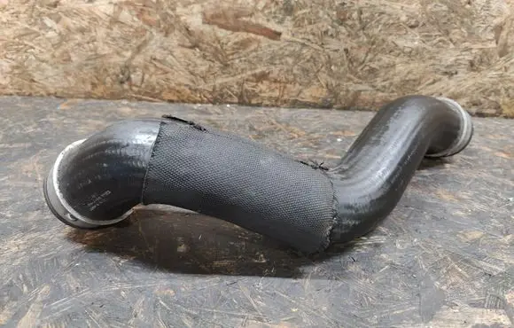 Mercedes-Benz E W211 Intercooler hose/pipe