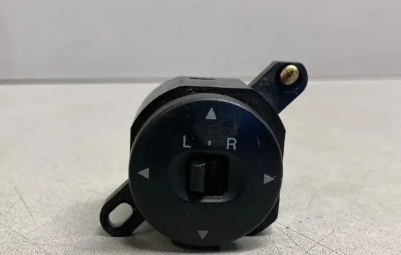 Mazda 626 Wing mirror switch