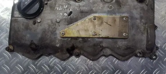 Nissan Almera N16 Rocker cam cover 